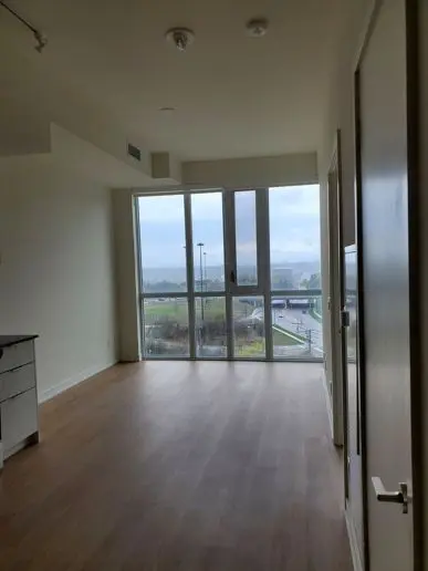 10 Deerlick CT #803, Toronto C13, ON M3A 0A7