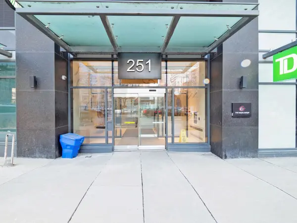 251 Jarvis ST #4501, Toronto C08, ON M5B 0C3
