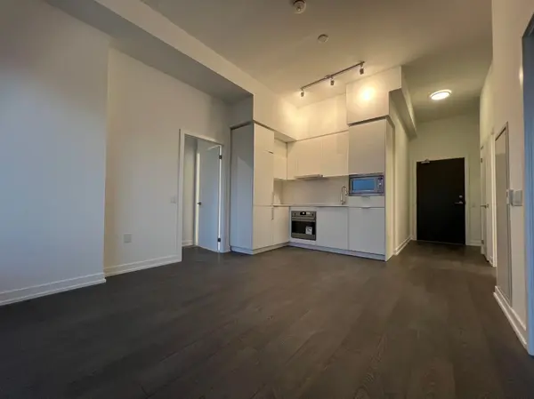 7 Golden Lion HTS #837, Toronto C14, ON M2M 0C1