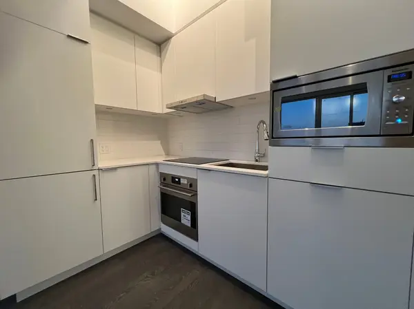 7 Golden Lion HTS #837, Toronto C14, ON M2M 0C1