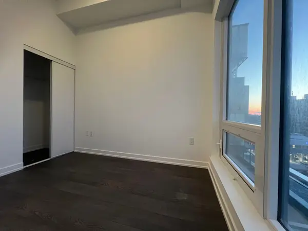 7 Golden Lion HTS #837, Toronto C14, ON M2M 0C1