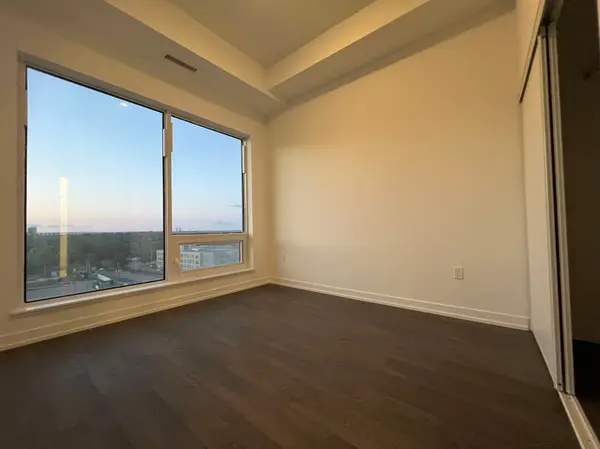 7 Golden Lion HTS #837, Toronto C14, ON M2M 0C1