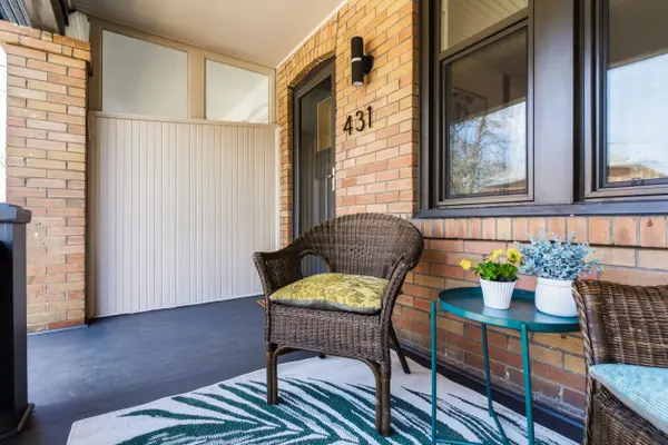 431 Davisville AVE, Toronto C10, ON M4S 1H7