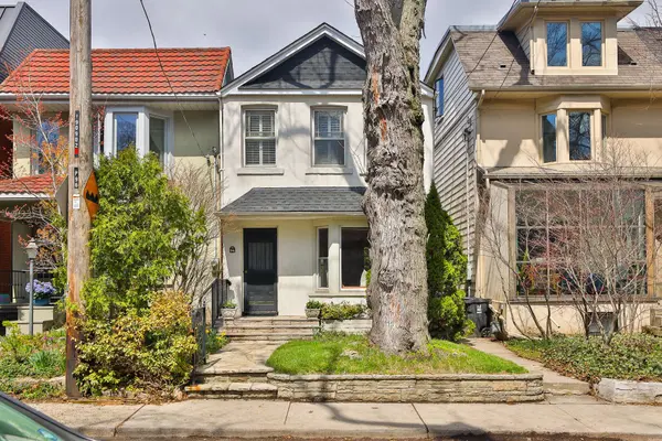 94 Alcina AVE, Toronto C02, ON M6G 2E8