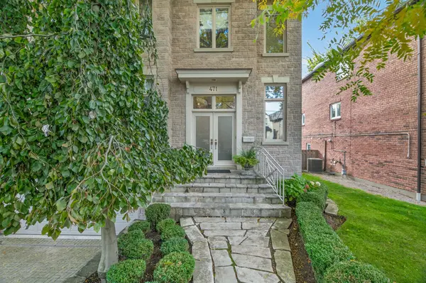 471 Cranbrooke AVE, Toronto C04, ON M5M 1N6