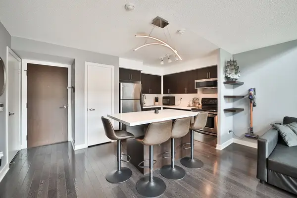 80 Western Battery RD #212, Toronto C01, ON M6K 3S1