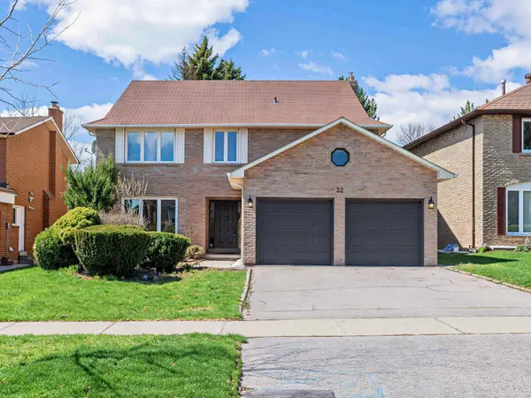 32 Saddletree DR, Toronto C15, ON M2H 3L3