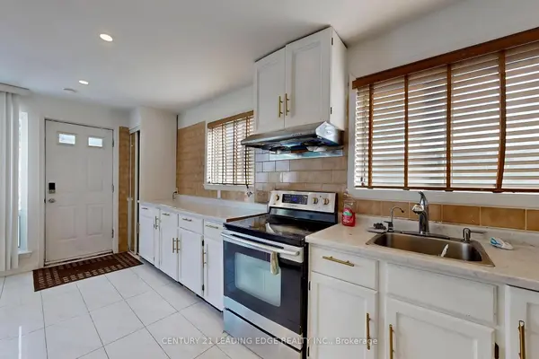 210 Linden AVE, Toronto E04, ON M1K 3H8