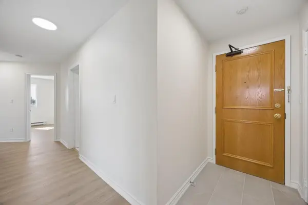 108 water ST #301, Scugog, ON L9L 1R2