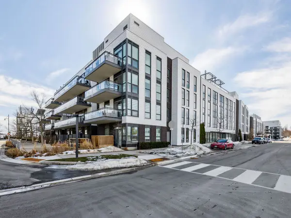 271 Sea Ray AVE #B305, Innisfil, ON L9S 0J4