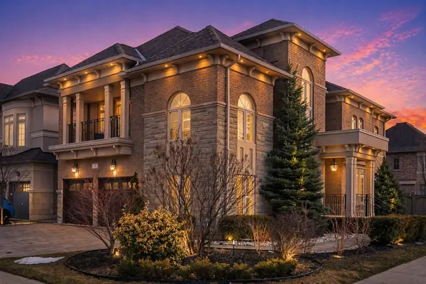 1 Ostrovsky RD, Vaughan, ON L4H 0W4