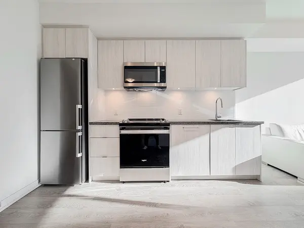 8868 Yonge ST #1609E, Richmond Hill, ON L4C 1Z8