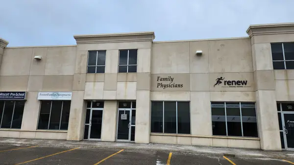 16945 Leslie ST #18, Newmarket, ON L3Y 9A2