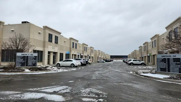 16945 Leslie ST #18, Newmarket, ON L3Y 9A2