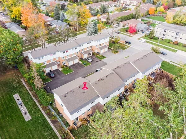 237 Steel ST #8, Barrie, ON L4M 2H1