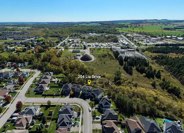 204 Lia DR, Clearview, ON L0M 1S0