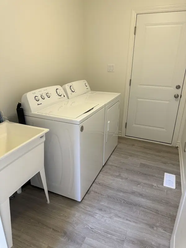 231 Mckenzie DR, Clearview, ON L0M 1S0