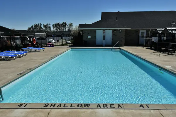 15 Carruthers ST S, Wasaga Beach, ON L9Z 1K2