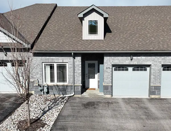 179 Lucy LN, Orillia, ON L3V 0G3