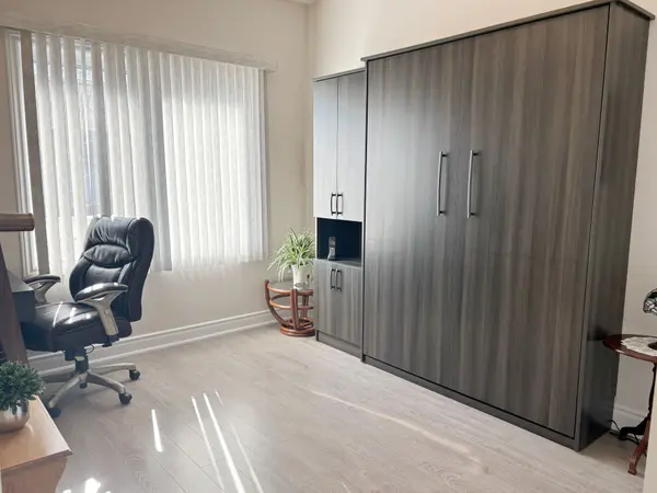 179 Lucy LN, Orillia, ON L3V 0G3