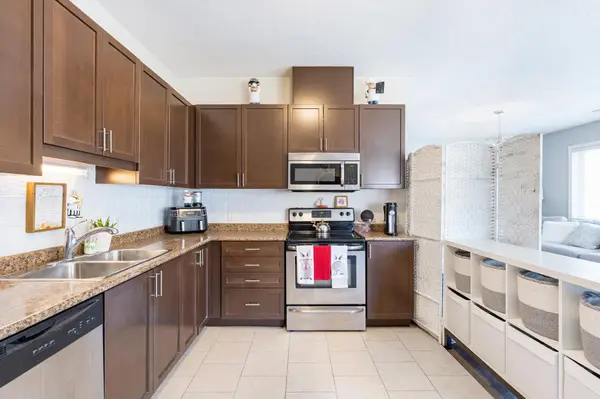 3118 Emperor DR, Orillia, ON L3V 0G4