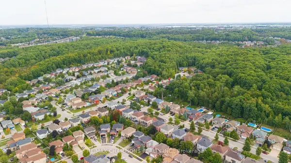 20 Bell ST, Barrie, ON L4N 0J2