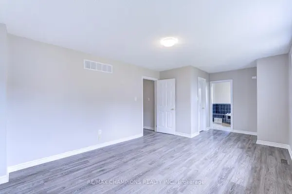 20 Bell ST, Barrie, ON L4N 0J2