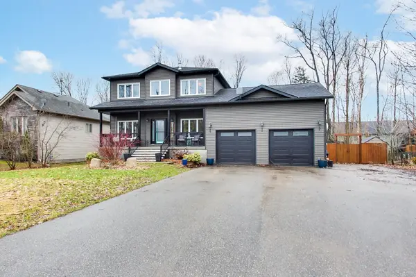 54 Bellehumeur RD, Tiny, ON L9M 0J1