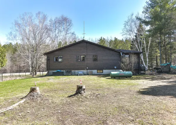 2352 Reeves RD, Tay, ON L0K 2A0