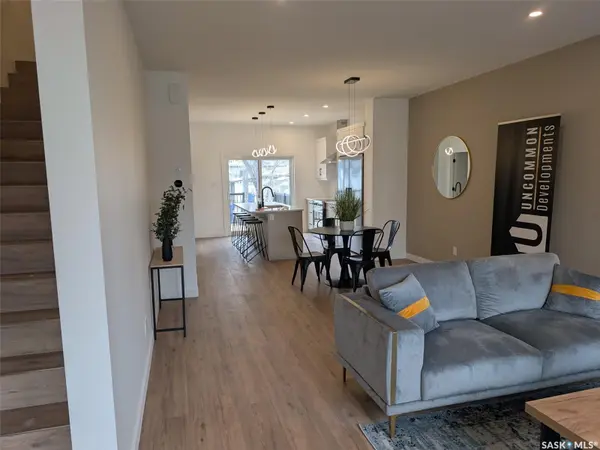 2460 Lindsay STREET, Regina, SK S4N 3C6