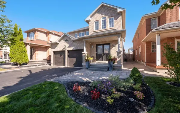49 Fallstar CRES, Brampton, ON L7A 2J7