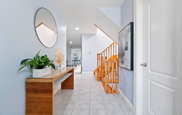 49 Fallstar CRES, Brampton, ON L7A 2J7