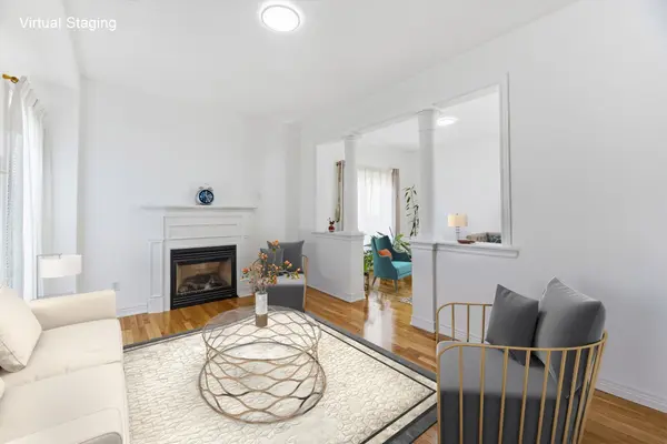 5 Attmar DR, Brampton, ON L6P 2R4