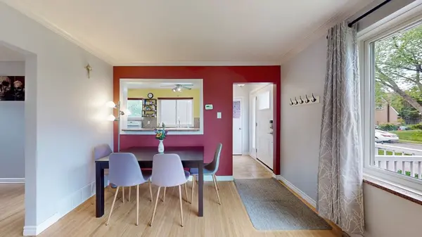 3392 Sonja RD, Mississauga, ON L4T 1R1