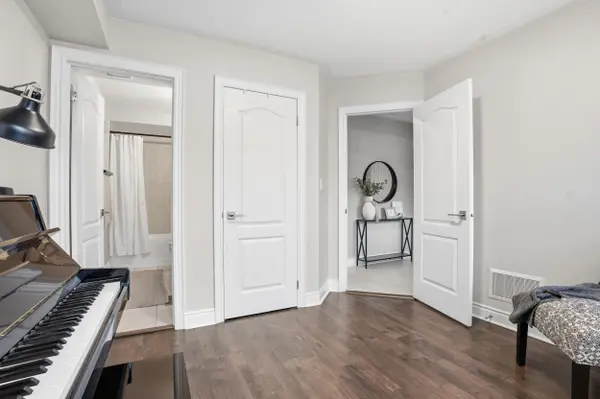 4823 Thomas Alton BLVD #68, Burlington, ON L7M 0V2