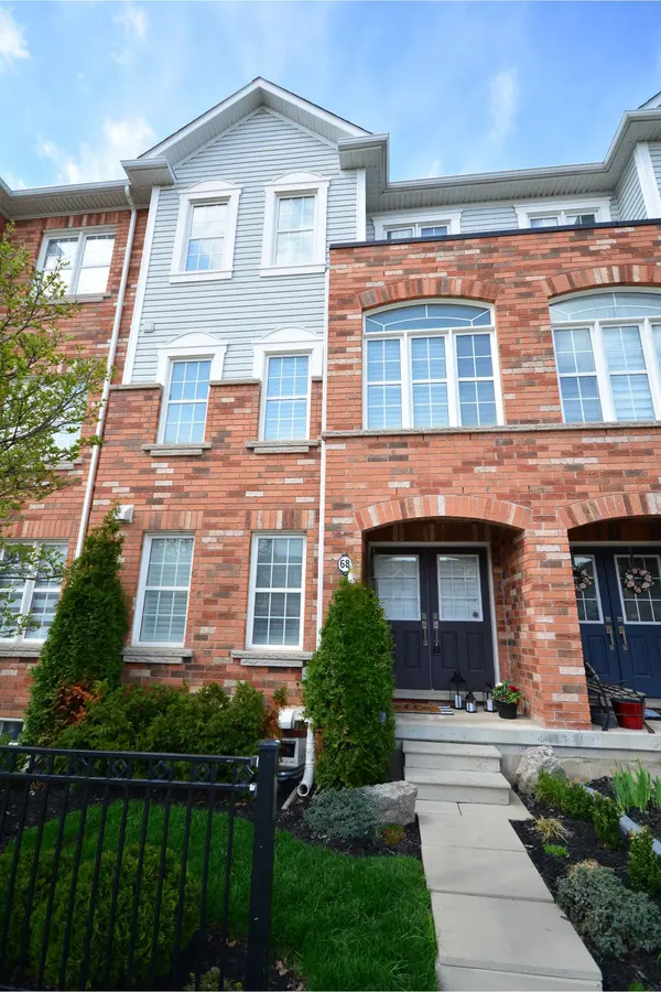 4823 Thomas Alton BLVD #68, Burlington, ON L7M 0V2