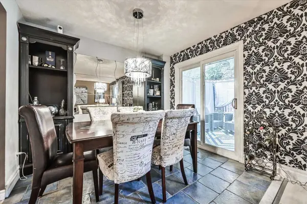 39 Barrington CRES, Brampton, ON L6Z 1N2