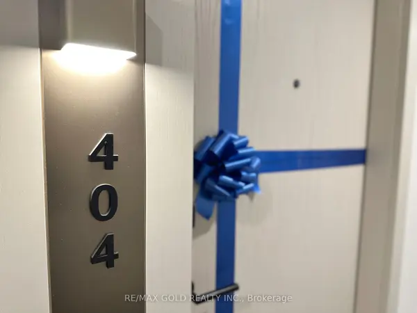 3006 William Cutmore BLVD #404, Oakville, ON L6H 8A4