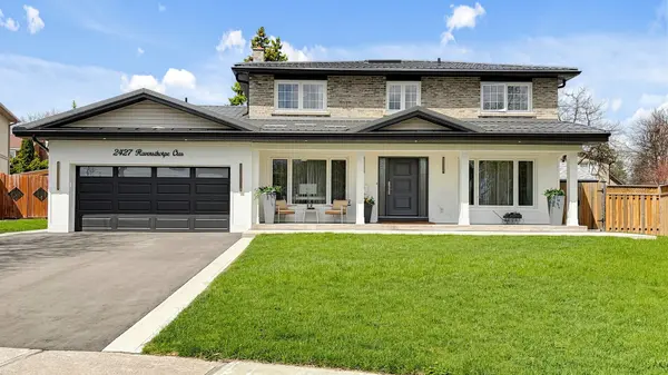 2427 Ravensthorpe CRES, Mississauga, ON L5C 2Y4
