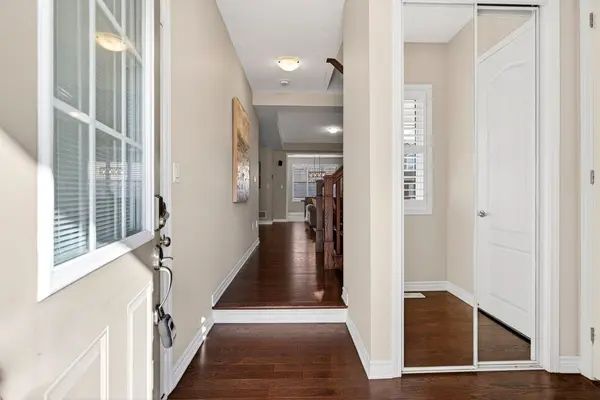 446 Grey LNDG, Milton, ON L9E 0B3