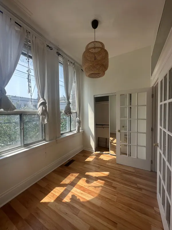 1504 Queen ST W #2A, Toronto W01, ON M6R 1A4