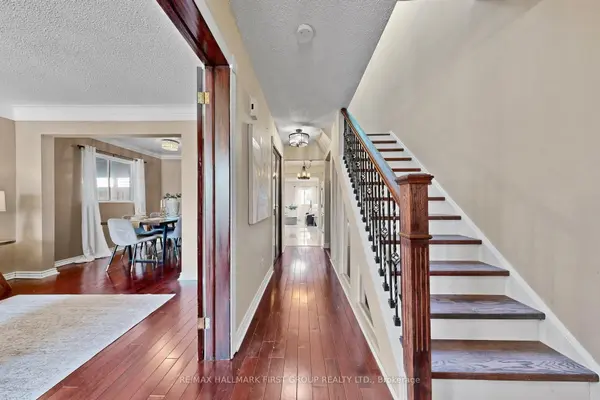 103 Nancy Mccredie DR, Brampton, ON L6X 2N4