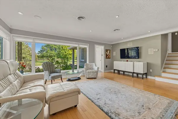 112 Riverdale DR, St. Catharines, ON L2R 4B9