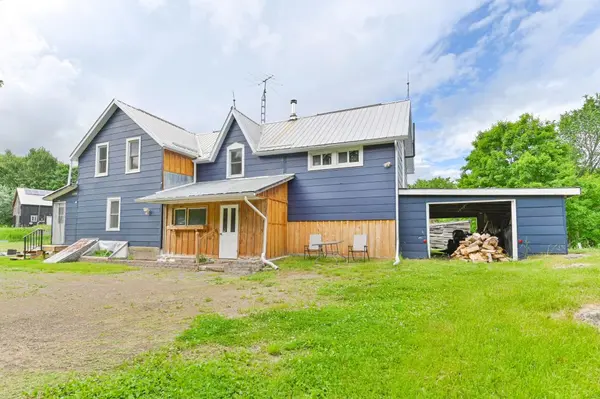 369 5th Concession RD S, Addington Highlands, ON K0H 1P0