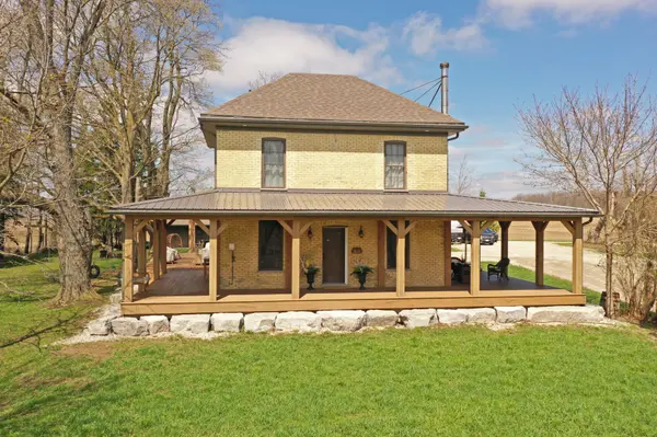 12486 Medway RD, Middlesex Centre, ON N0M 1C0