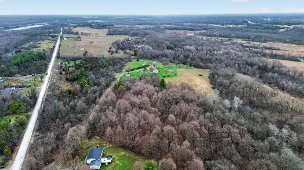 606 Lake ST, Rideau Lakes, ON K0E 1G0