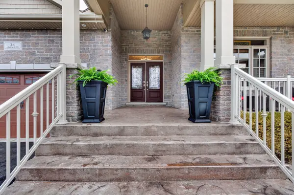 24 ADMIRAL'S CT, Loyalist, ON K0H 1G0