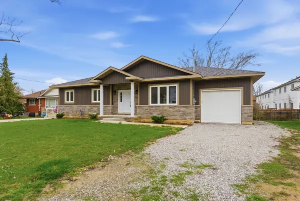 17 GLENBARR RD, St. Catharines, ON L2T 1Y2