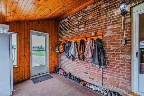 3531 Governors RD, Hamilton, ON L0R 1T0