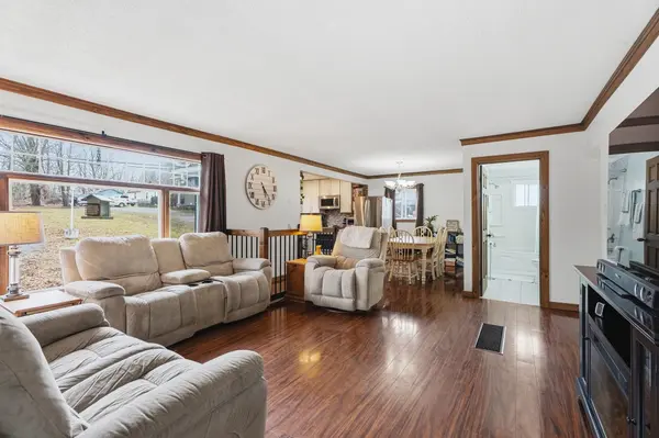 296 High ST, Georgian Bay, ON P0C 1H0